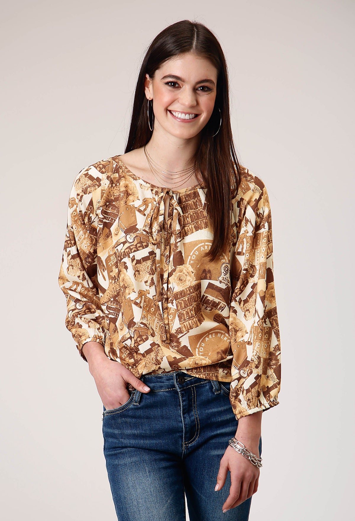 Roper Womens Three Quarter Raglan Sleeve Pullover Collage Print Western Shirt Wit
