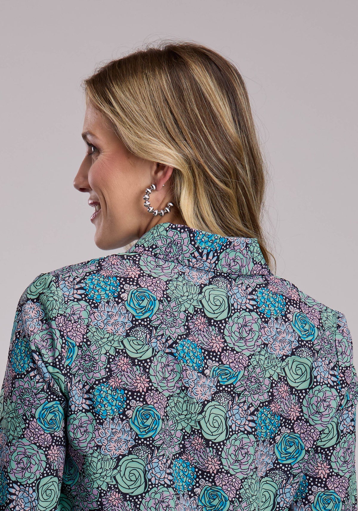 Roper Womens Roper Poly Crepe Print Long Sleeve Snap Shirt